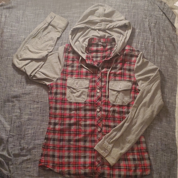 Empyre Tops - Empyre Plaid Hoodie w/hood & sleeves Size Medium